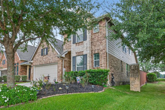 23635 Plantation Pines Lane, Tomball, TX 77375