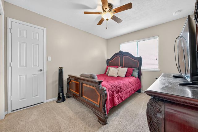 23635 Plantation Pines Lane, Tomball, TX 77375