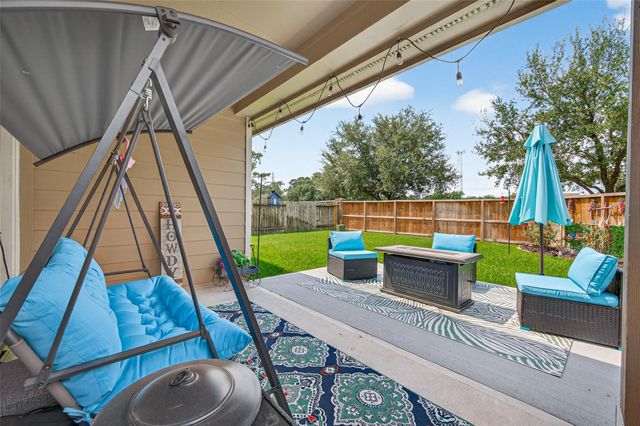 23635 Plantation Pines Lane, Tomball, TX 77375