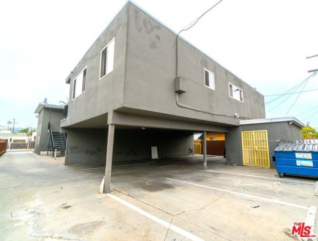 5511 Smiley Drive, Los Angeles, CA 90016