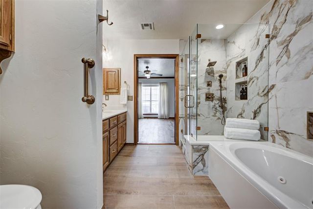 2416 Glenrock, Edmond, OK 73012