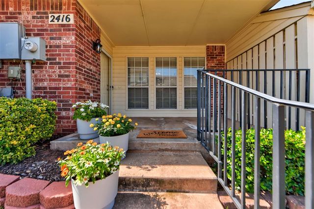 2416 Glenrock, Edmond, OK 73012