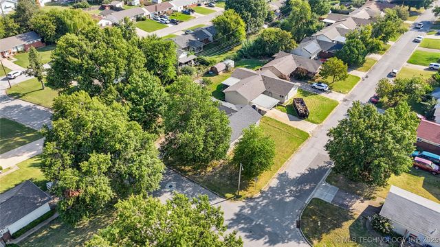 2735 S Joplin Avenue, Tulsa, OK 74114