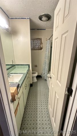 2735 S Joplin Avenue, Tulsa, OK 74114