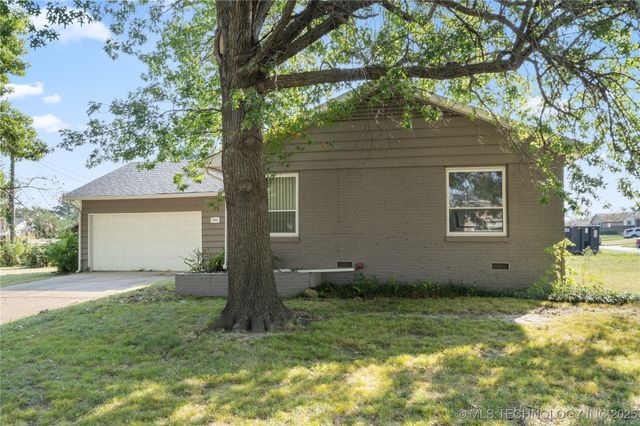 2735 S Joplin Avenue, Tulsa, OK 74114