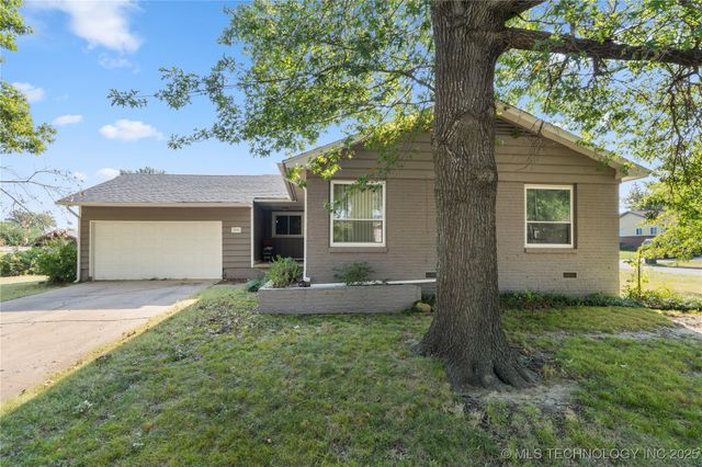 2735 S Joplin Avenue, Tulsa, OK 74114