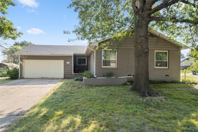 2735 S Joplin Avenue, Tulsa, OK 74114