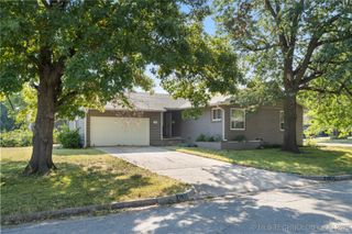 2735 S Joplin Avenue, Tulsa, OK 74114