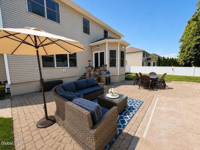 56 Chatsworth Way, Clifton Park, NY 12065