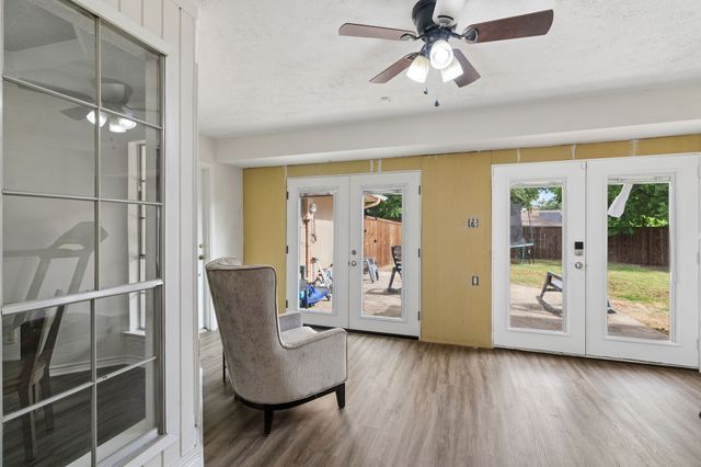 1949 Chesham Drive, Carrollton, TX 75007