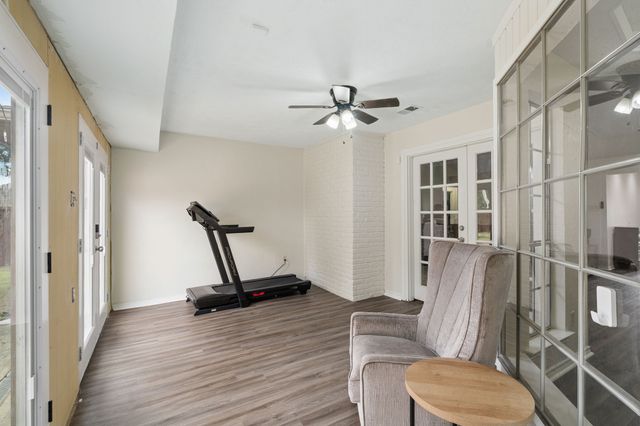 1949 Chesham Drive, Carrollton, TX 75007