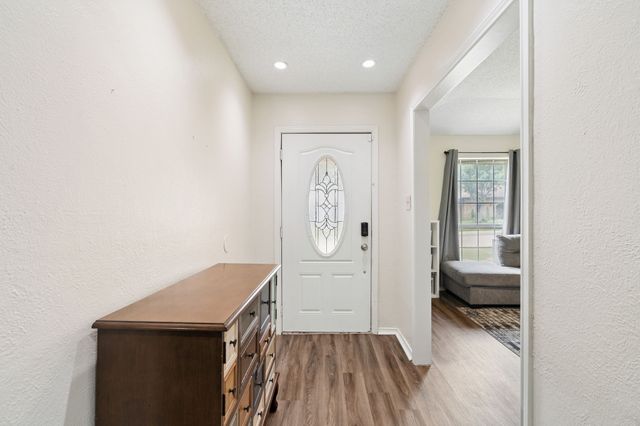 1949 Chesham Drive, Carrollton, TX 75007