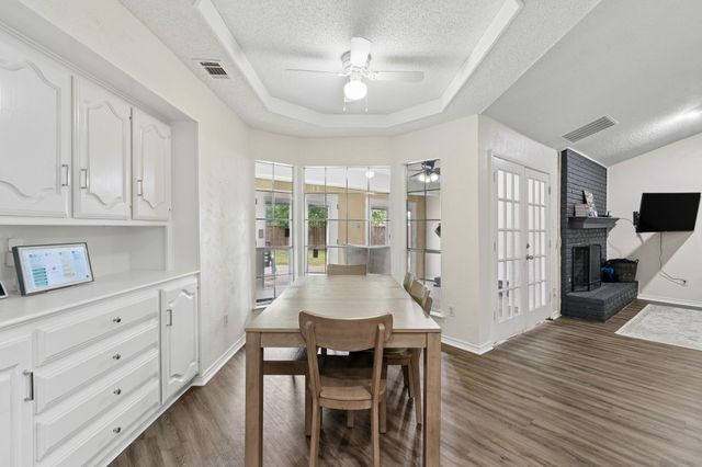 1949 Chesham Drive, Carrollton, TX 75007