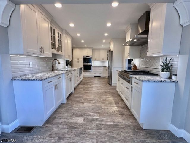 12 Warren Dr, Marlboro Twp., NJ 07746