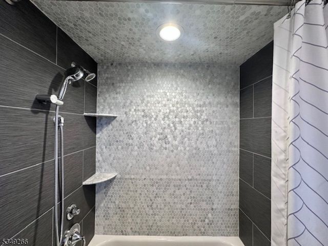 12 Warren Dr, Marlboro Twp., NJ 07746