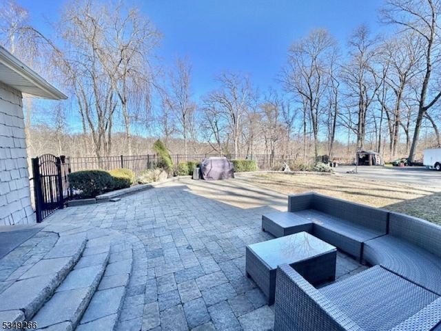 12 Warren Dr, Marlboro Twp., NJ 07746
