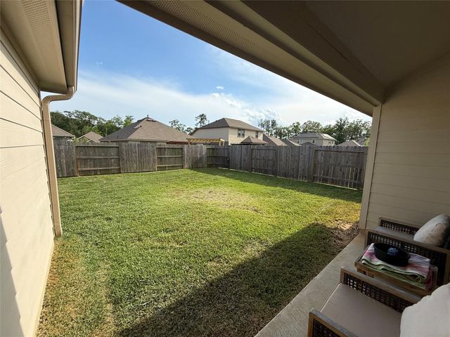 2830 Paradise Ridge Way, Conroe, TX 77301