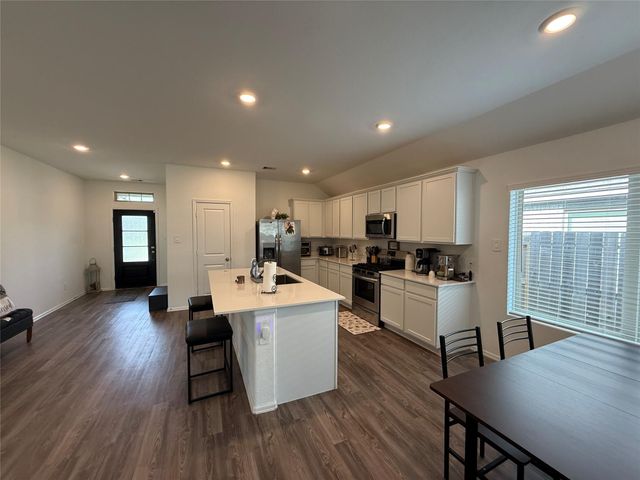 2830 Paradise Ridge Way, Conroe, TX 77301