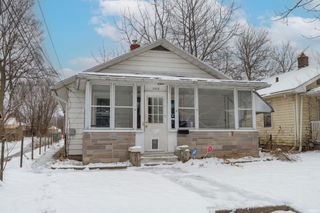 1912 Kendall Street, South Bend, IN 46613