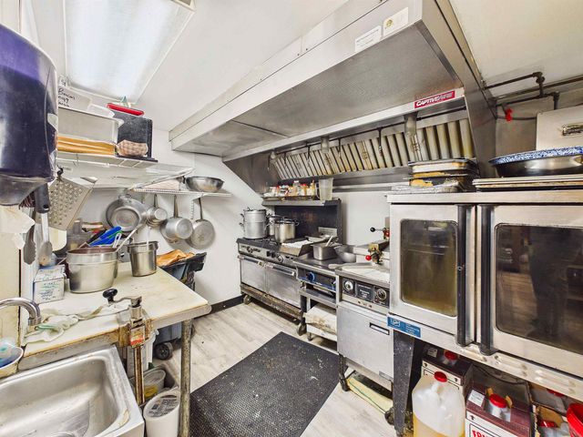 2170 North Main Street, Londonderry, VT 05148