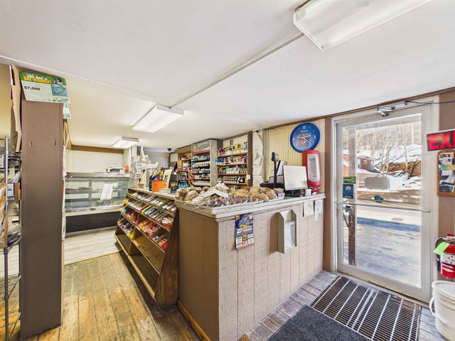 2170 North Main Street, Londonderry, VT 05148