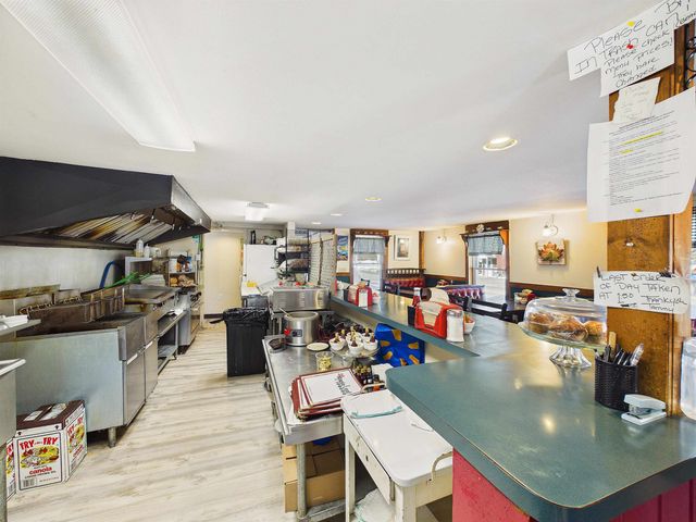 2170 North Main Street, Londonderry, VT 05148