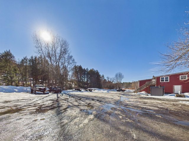 2170 North Main Street, Londonderry, VT 05148
