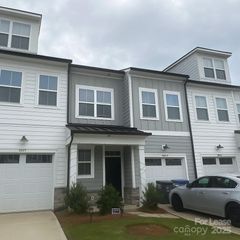 9508 Munsing Drive, Charlotte, NC 28269