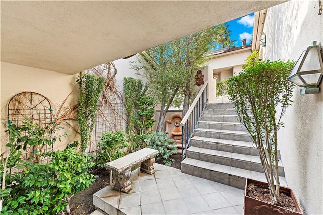 3 Sea Cove Lane, Newport Beach, CA 92660