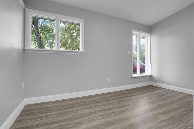 5833 Lenbeck Road, Newburgh, IN 47630