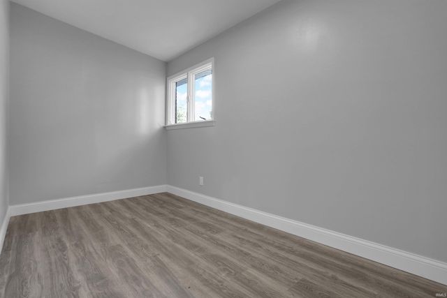 5833 Lenbeck Road, Newburgh, IN 47630