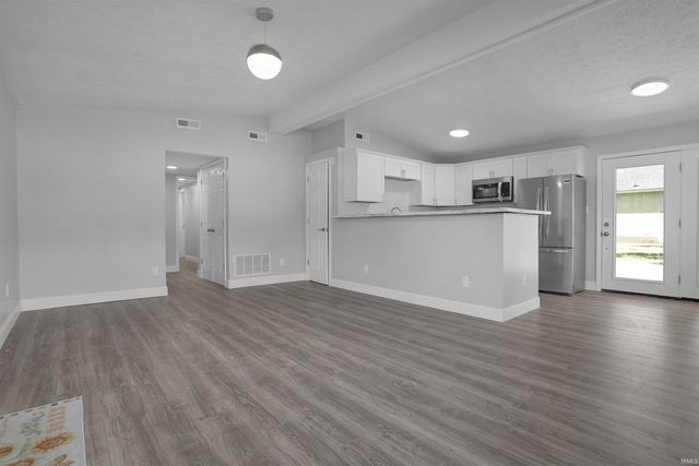 5833 Lenbeck Road, Newburgh, IN 47630