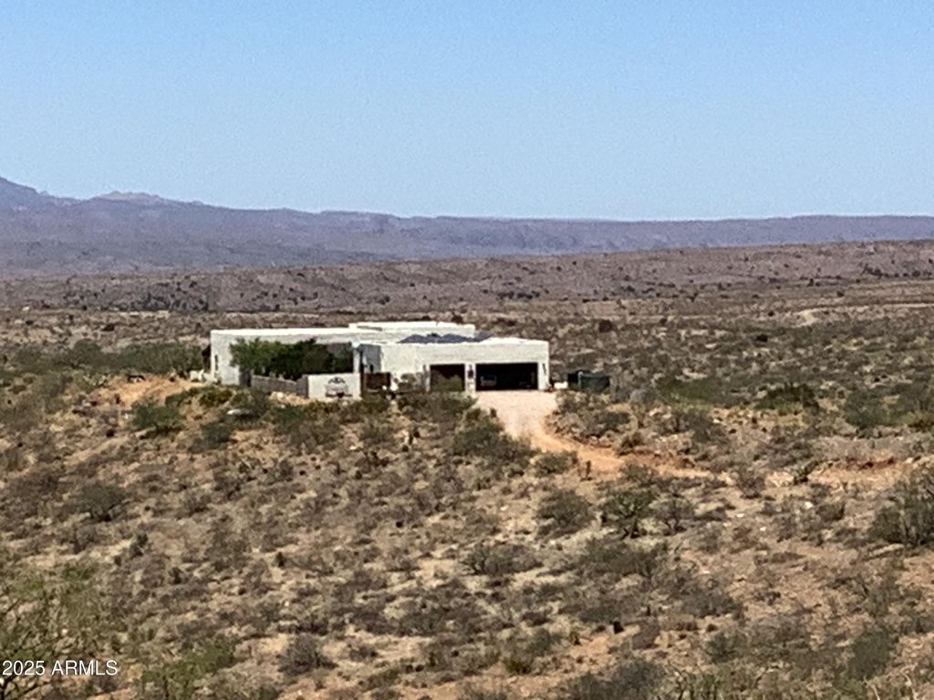 25365 W FRESNAL WASH Way, Willcox, AZ 85643