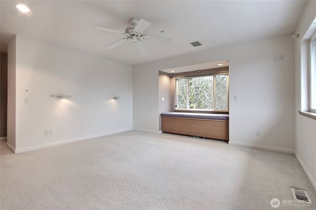 19749 53rd Avenue NE, Lake Forest Park, WA 98155