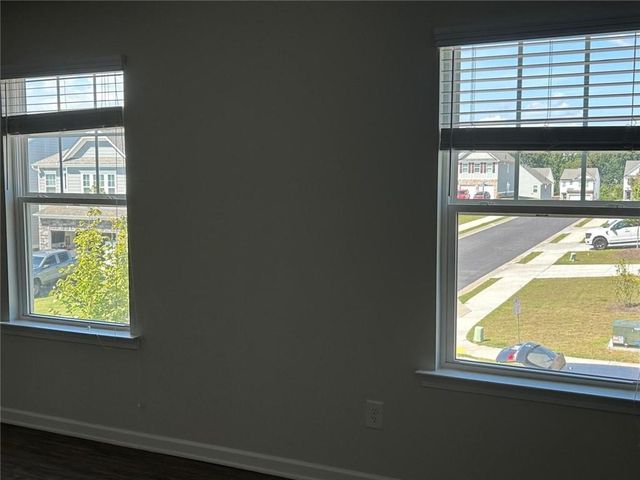 128 Briarwood Drive E, Dawsonville, GA 30534