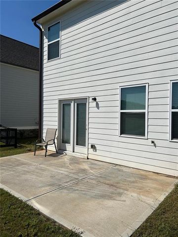 128 Briarwood Drive E, Dawsonville, GA 30534
