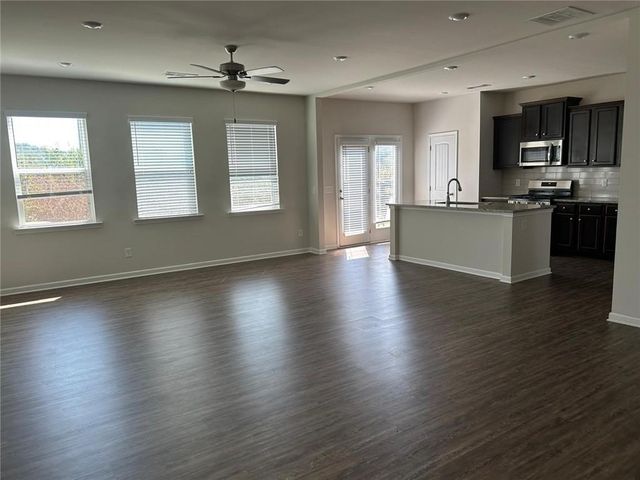 128 Briarwood Drive E, Dawsonville, GA 30534