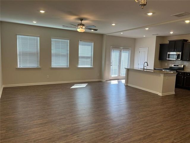 128 Briarwood Drive E, Dawsonville, GA 30534