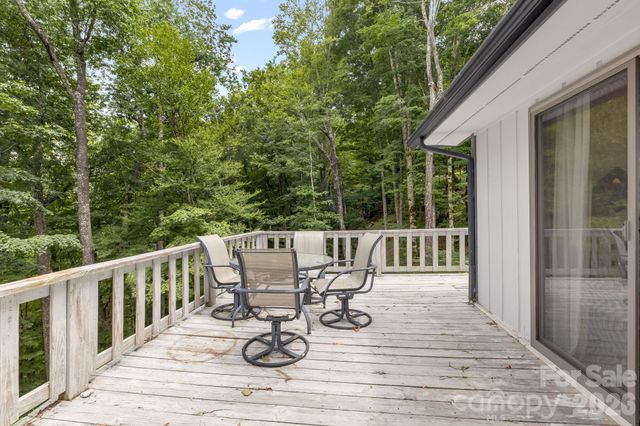 38 Bee Tree Lane, Mars Hill, NC 28754