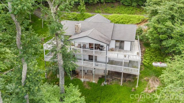 38 Bee Tree Lane, Mars Hill, NC 28754