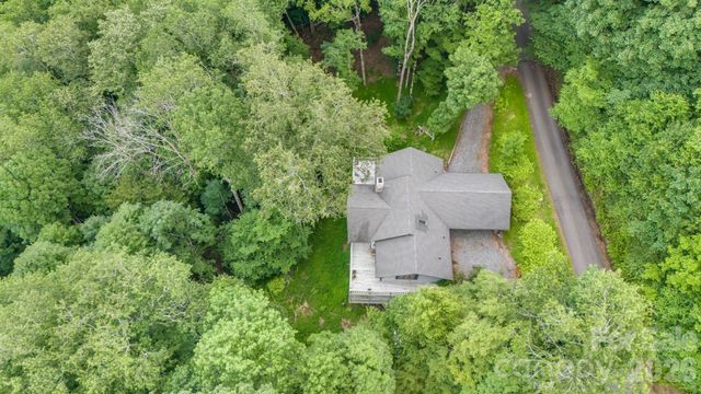 38 Bee Tree Lane, Mars Hill, NC 28754