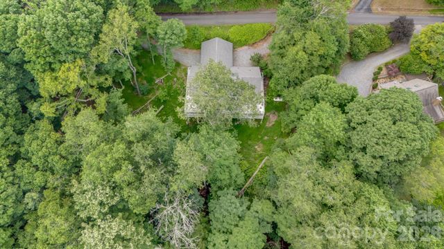 38 Bee Tree Lane, Mars Hill, NC 28754