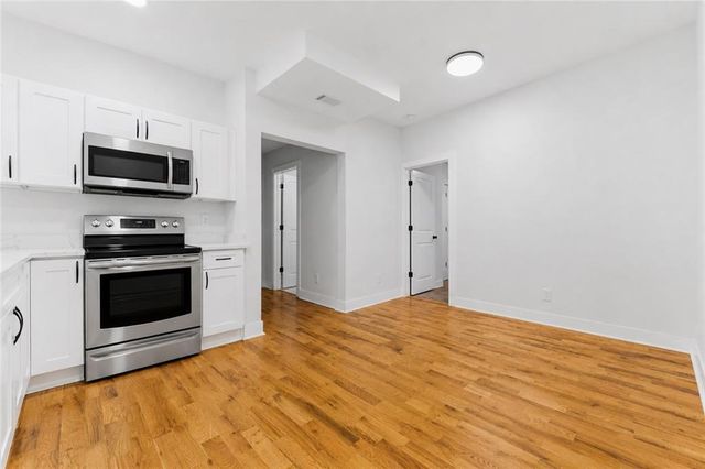 921 Hall Street, Atlanta, GA 30318