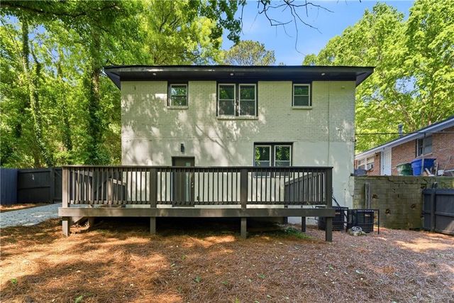 921 Hall Street, Atlanta, GA 30318