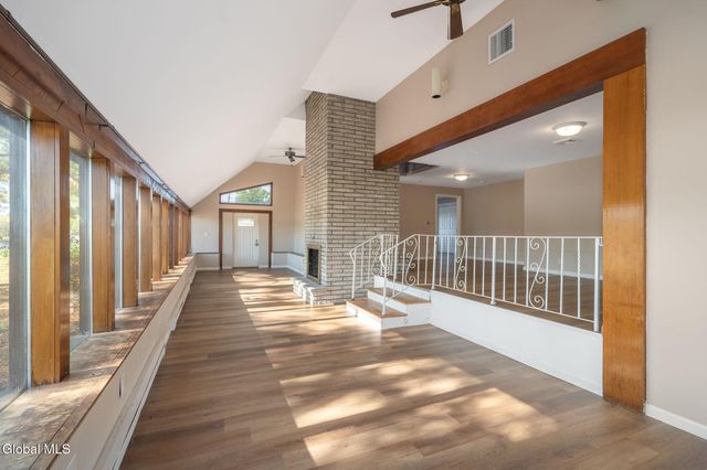 337 N Ballston Road, Glenville, NY 12302