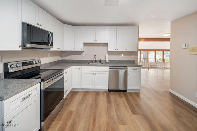 337 N Ballston Road, Glenville, NY 12302