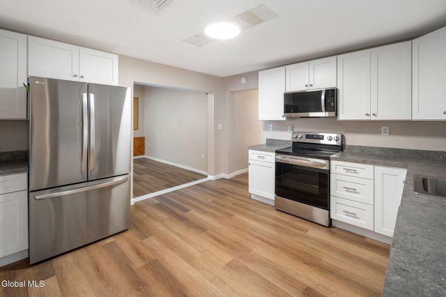 337 N Ballston Road, Glenville, NY 12302