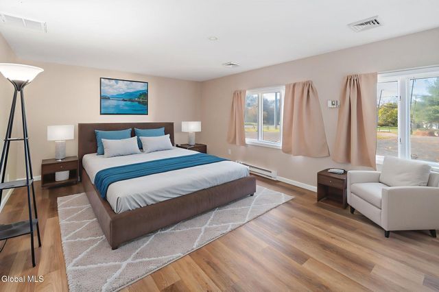 337 N Ballston Road, Glenville, NY 12302