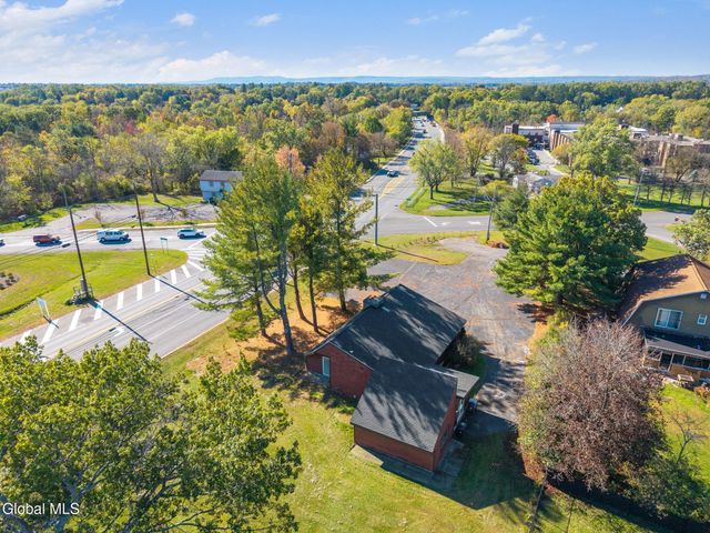 337 N Ballston Road, Glenville, NY 12302