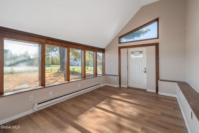 337 N Ballston Road, Glenville, NY 12302